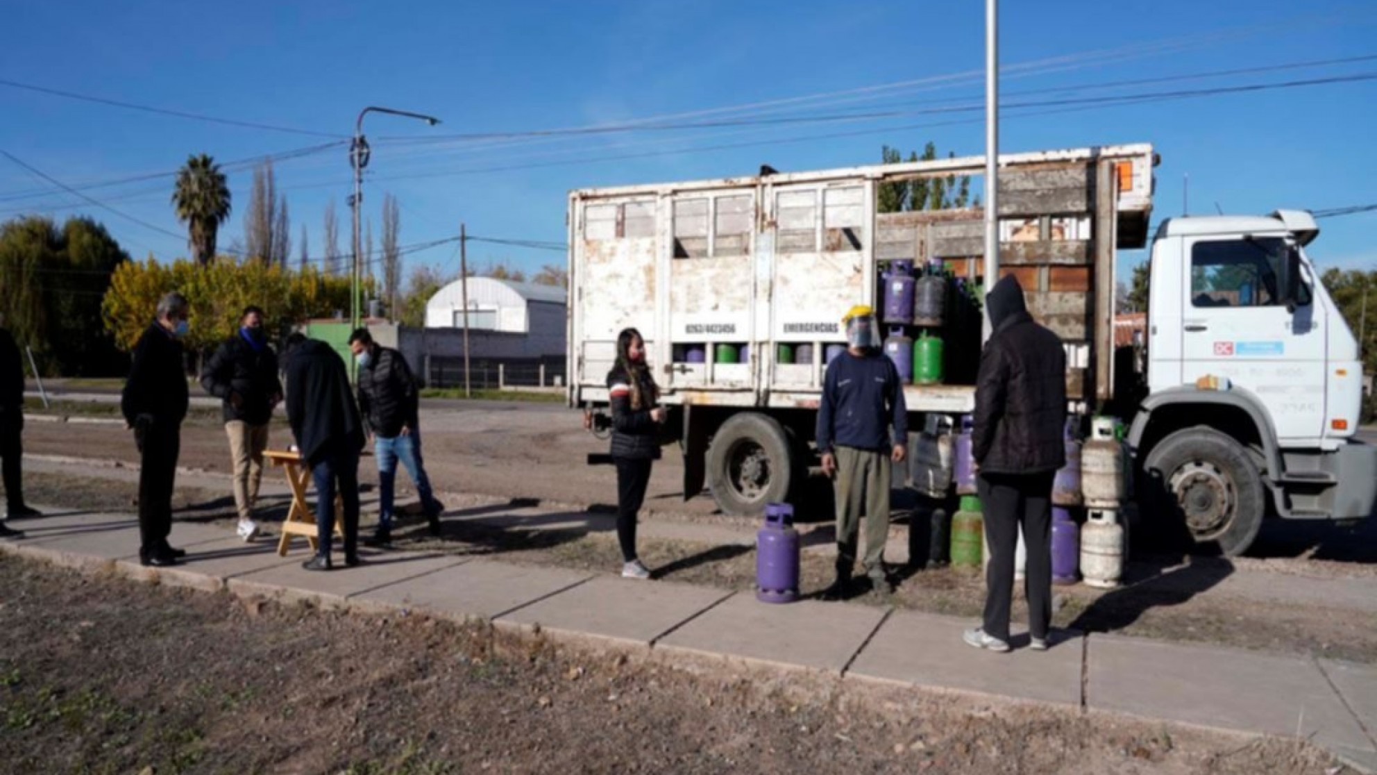 El programa departamental de Garrafa Social repartió más de 2.500 envases en los distritos de Junín